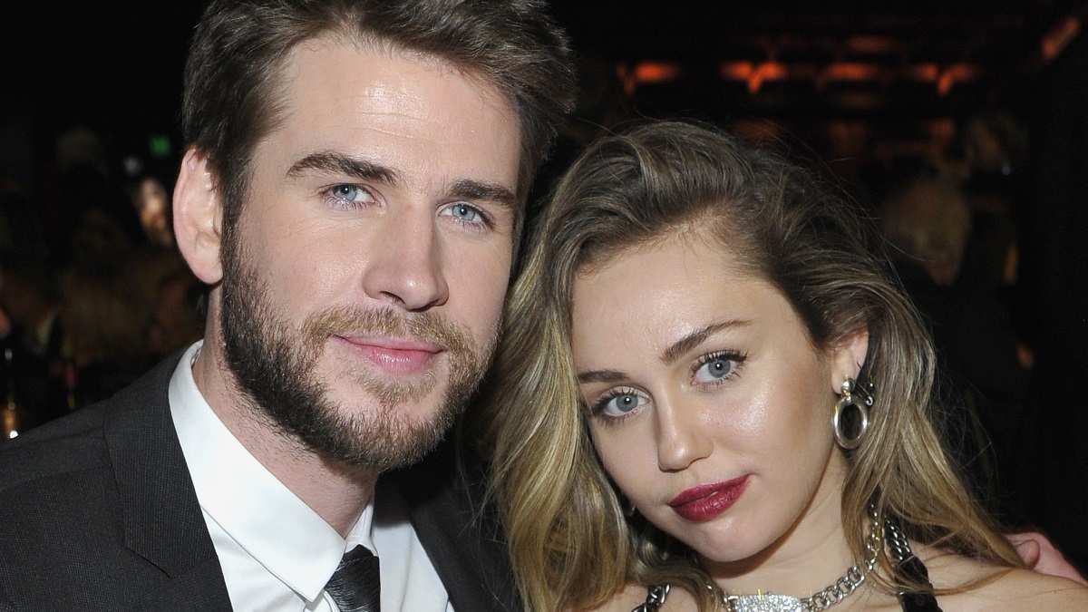 MIley Cyrus relembra de relacionamento com Liam Liam Hemsworth no aniversário de Malibu