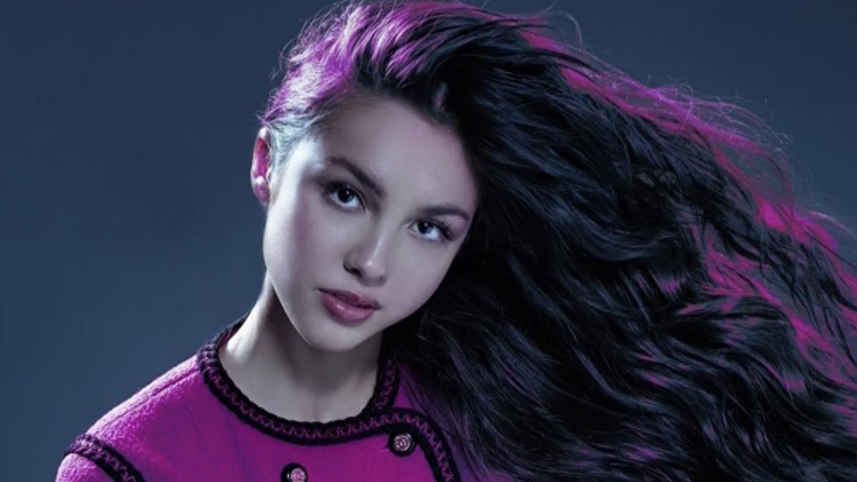 Olivia Rodrigo entrega tudo em primeira performance de 'good 4 u' no 'SNL'
