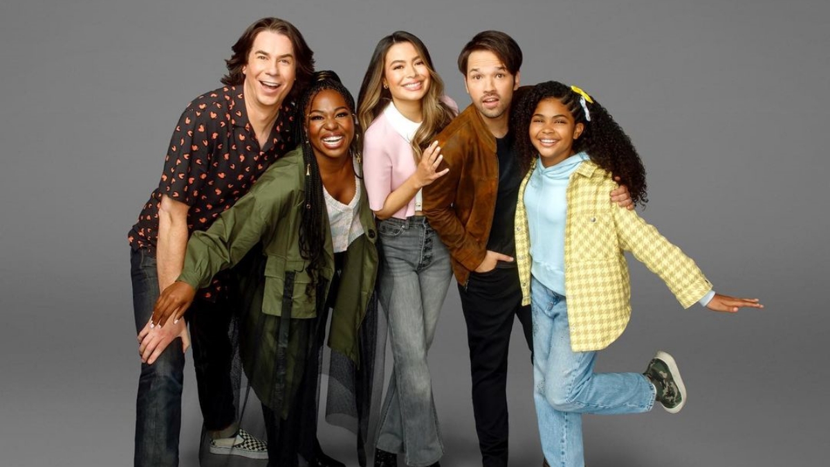 Miranda Cosgrove revela que revival de ‘iCarly’ quase foi uma espécie de Hype House; entenda