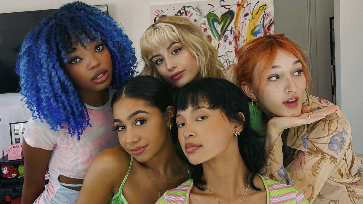 Na Mira: Boys World lança 'Something in the Water' e reflete sobre tudo o que viveram como grupo até essa nova era